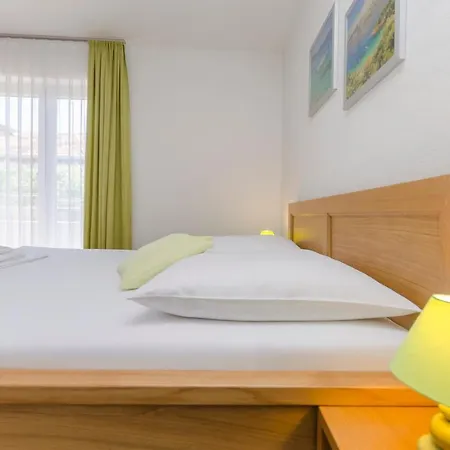 Katarina 3* فوديس